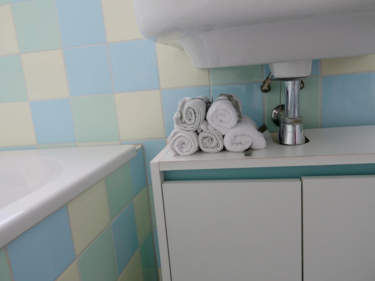 The Diesel Bed And Breakfast Rotterdam Buitenkant foto